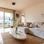 Gent Apartments شقة *